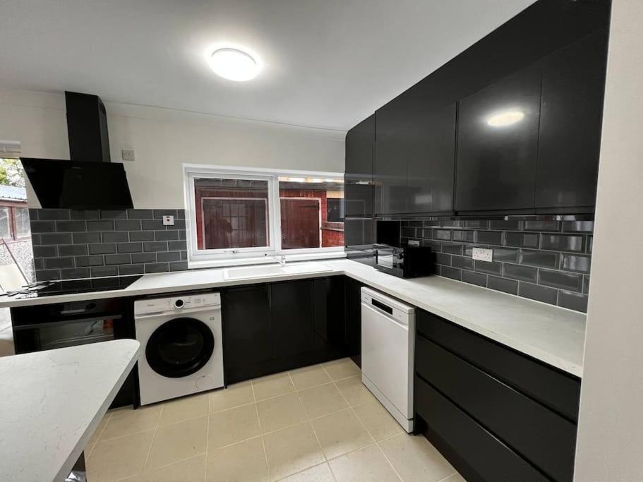 Springfield House- Near Newcastle Centre, Hospital And Keele University! Stoke-on-Trent Εξωτερικό φωτογραφία