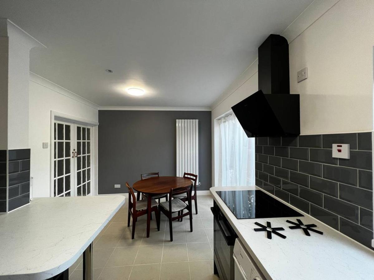 Springfield House- Near Newcastle Centre, Hospital And Keele University! Stoke-on-Trent Εξωτερικό φωτογραφία